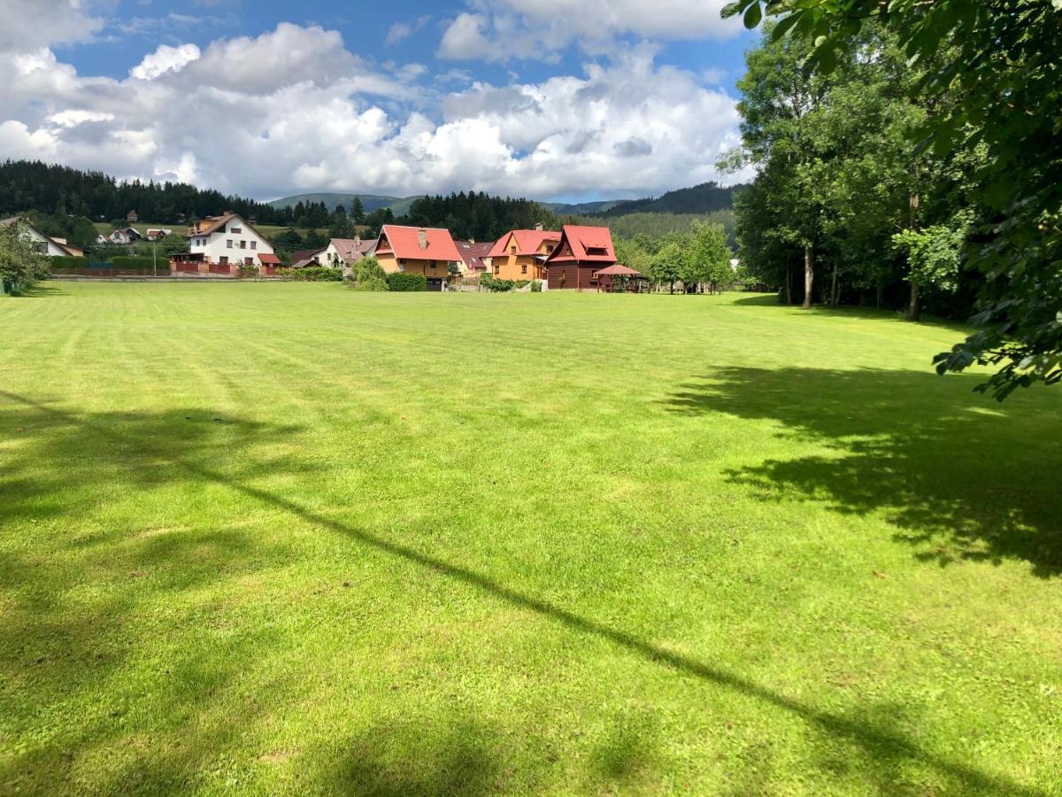 Ubytovani U Hradecku Prostredni Becva Luaran gambar
